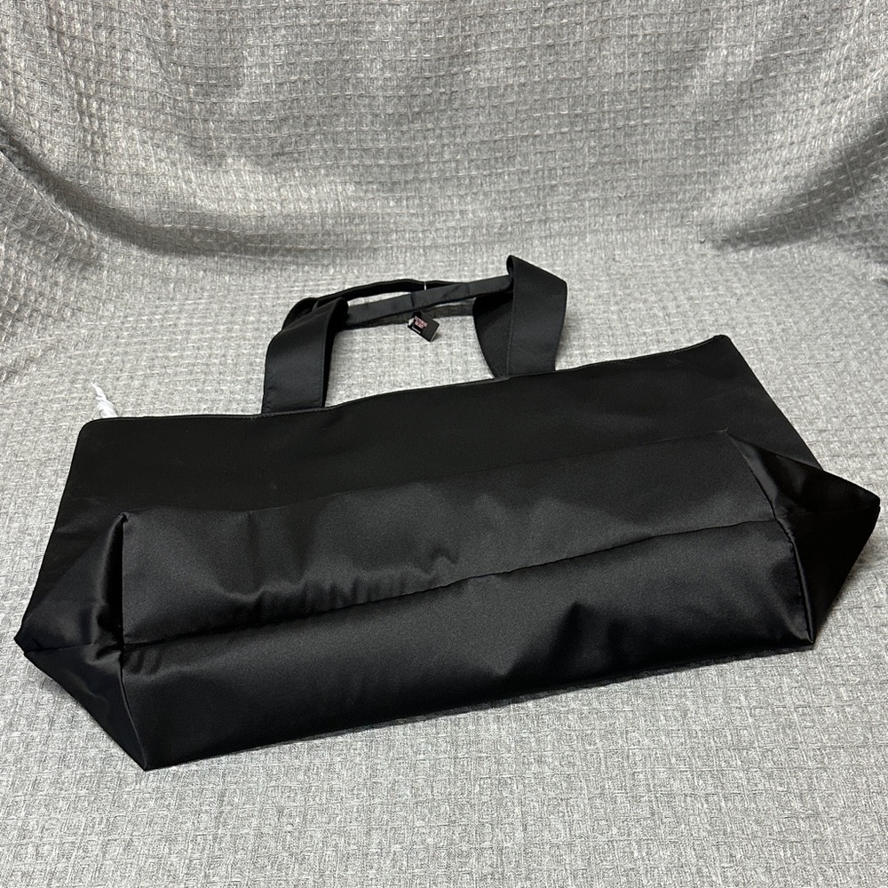 Victoria’s Secret 2025 Black Crystal-Accent Tote Bag - Picture 9 of 14